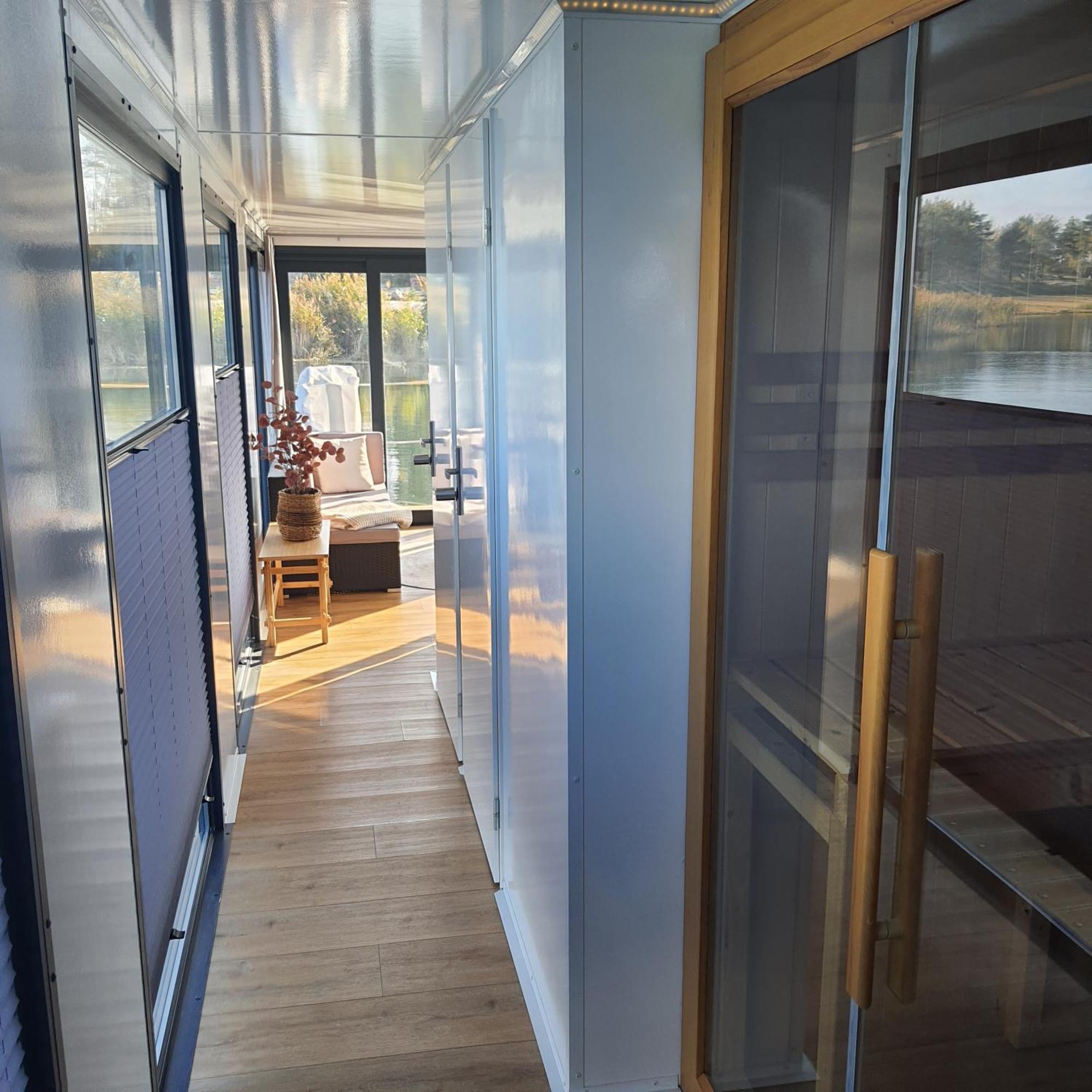 Schwimmendes Ferienhaus Silent Elsterheide Esterno foto